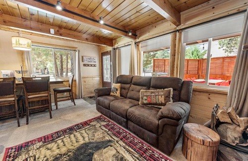 Woodlands House | Goldies Getaway