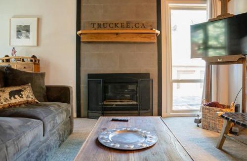 Truckee Apartment | Golf Club Condos #437
