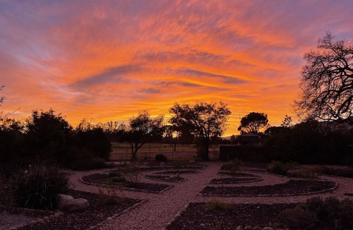 Ojai House | Golf Course Access Home in Downtown Ojai with Fine Art & Pro Interior Design.