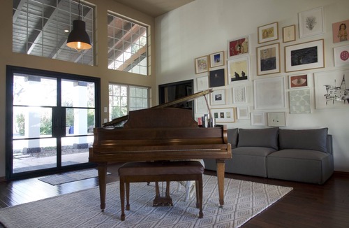 Ojai House | Golf Course Access Home in Downtown Ojai with Fine Art & Pro Interior Design.
