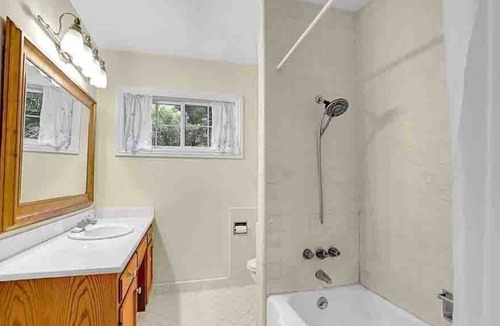 Arcadia House | Good! big house in best community with pool, walk to mall