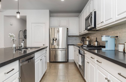 Santa Clarita House | GOODE.HOMES | Luxury Modern Home w/pool/spa