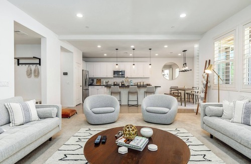 Santa Clarita House | GOODE.HOMES | Luxury Modern Home w/pool/spa