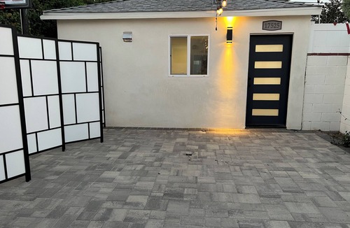 Lake Balboa House | Gorgeous 1Bedroom 1bath house in Los Angeles