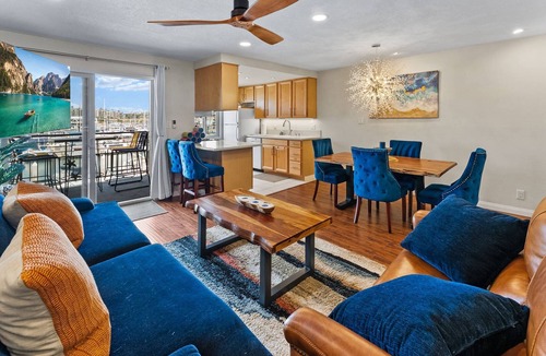 Townsite Condo | Gorgeous Condo | Marina Views | Steps from Harbor Beach 208B
