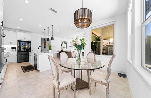 San Juan Capistrano House | Gorgeous estate with AC in Mission Viejo - 5 bedrooms available