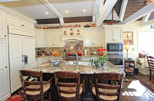 Santa Ana Heights House | Gorgeous Home on the Beach - Walk onto the Sand from your Patio