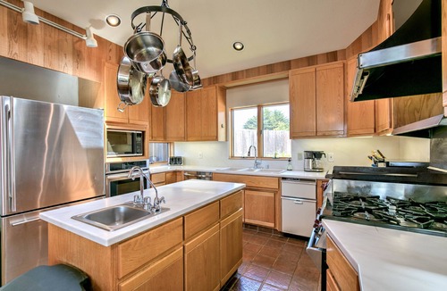 Sea Ranch House | Gorgeous House with Ocean Views & Shared Pools plus Nearby Beach & Bluff Trail