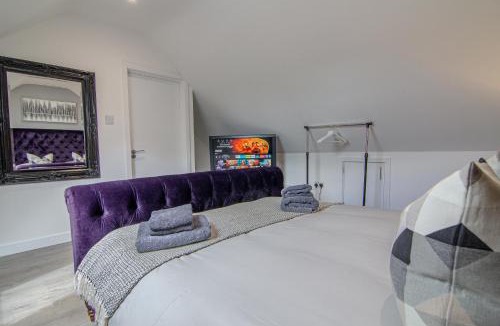 Whitefoot House | Gorgeous Loft Room