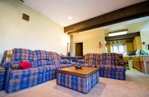 Lake Arrowhead House | Gorgeous Mountain Escape, up to 12!