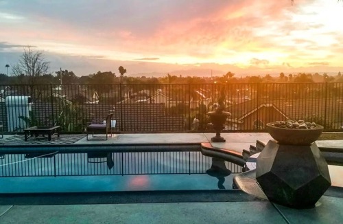 La Sierra Hills House | Gorgeous Poolhouse with Stunning Views