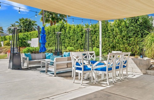 Araby Commons House | Gorgeous Spacious Villa in Palm Springs, sitting on half an acre!