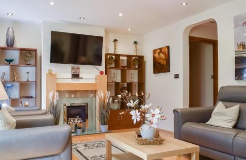 West Bridgford House | Grange House