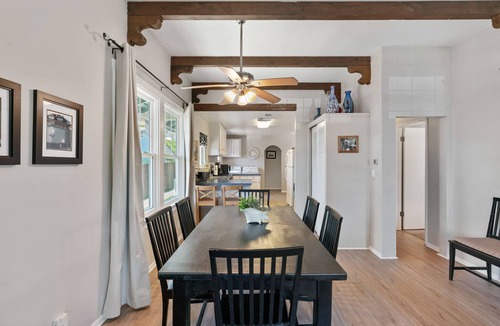 Carpinteria House | Great house to walk to the beach