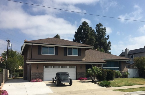 Orange House | Great location 2 walking distance Villa Park