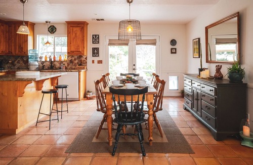 Yucca Valley House | Great place to relax after a day exploring Joshua Tree Park. Large kitchen.