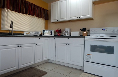 Yucca Valley Cabin | Great property near Joshua Tree Park and PioneerTown.
