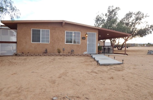 Yucca Valley Cabin | Great property near Joshua Tree Park and PioneerTown.