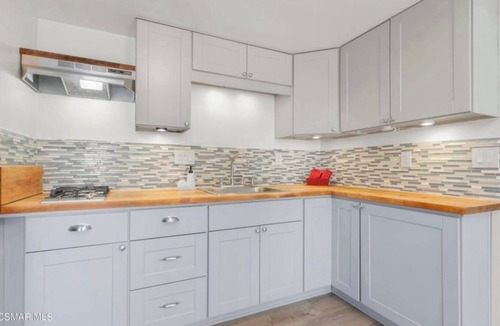 Simi Valley House | Great Resort Type Stay!