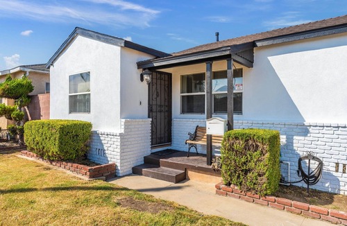 Lawndale House | Great South Bay home near LAX, SoFi & Beaches!