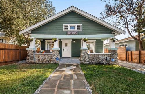 Hollywood House | Green Gables