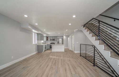 Downtown Los Angeles Hostel | Green HomeStay