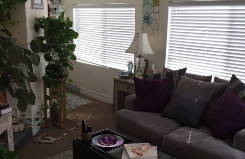 Bel Air House | Green view private serene 1-bedroom guesthouse, BEST LOCATION