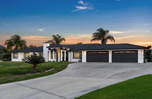 Temecula House | Grenache Estate - Nestled in Temecula Wine Country