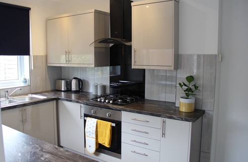 Custom House House | Gresham Home - Best Location and Easy Access to Excel Centre London