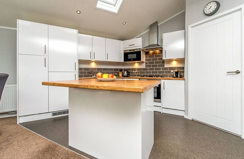 Carnforth Ski Chalet | Gressingham 50 is a beautiful lodge in a fantastic location.