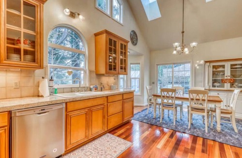 Rio Dell Apartment | Greyland Getaway on the Eel River