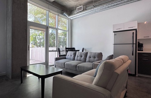 East Village Apartment | Griffis East Village: Comfortable 1-Bedroom Stay in Vibrant Downtown