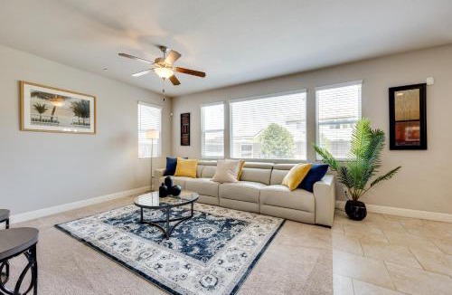 Visalia House | Group Getaway 5 Mi to Dtwn Visalia