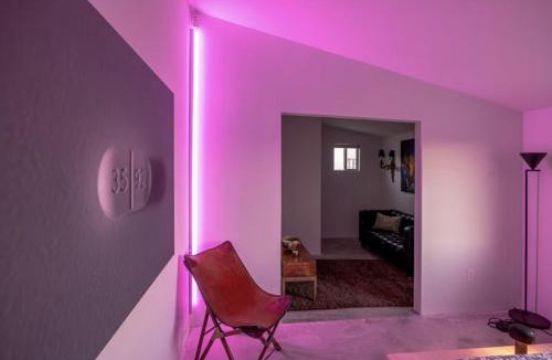 Landers House | Grow House by Fieldtrip Remote Lux w 100ft Pool