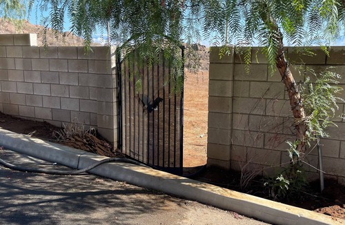 Perris House | Guest house at a private resort in Good Hope Area