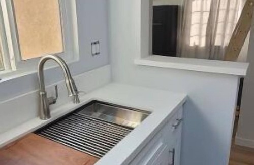 Downey Apartment | Guest House in Downey!