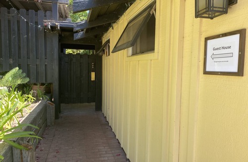 Carmel Valley Cottage | Guest House in Sunny Carmel Valley.