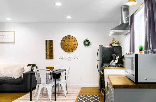Valley Village House | Guest house private entry Universal kitchen