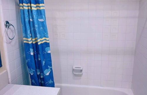 Hacienda Heights House | Hacienda Dwelling Unit 17miles-Disney