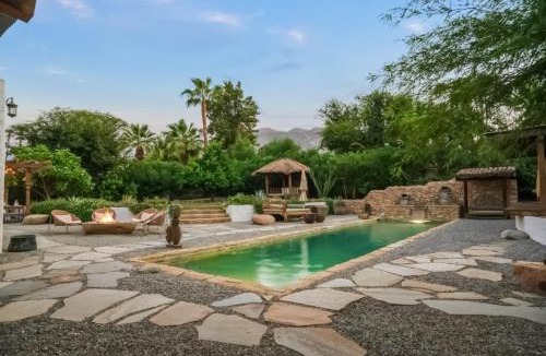 Magnesia Falls Cove House | Hacienda Hideaway