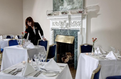 Tonbridge Hotel | Hadlow Manor