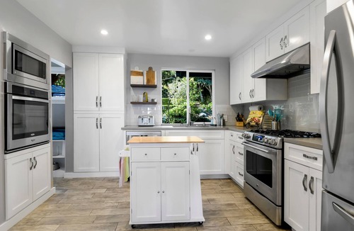 Pacific Palisades House | "Hampton House" Ocean Views. Family & Pet Friendly. WEEKLY AND MONTHLY DISCOUNTS