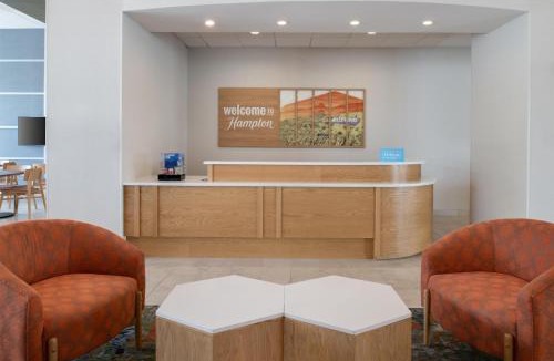 NoHo Arts District Hotel | Hampton Inn by Hilton North Hollywood