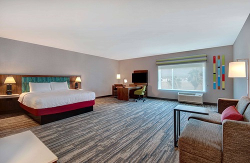 Rancho Cucamonga Hotel | Hampton Inn & Suites Ontario Rancho Cucamonga