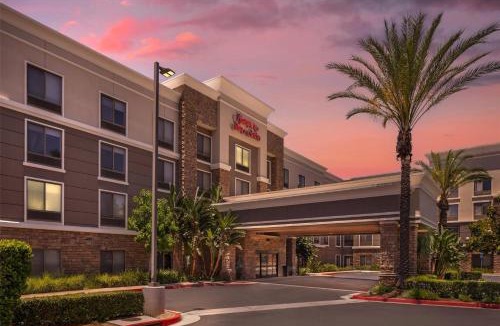 Moreno Valley Hotel | Hampton Inn & Suites Moreno Valley
