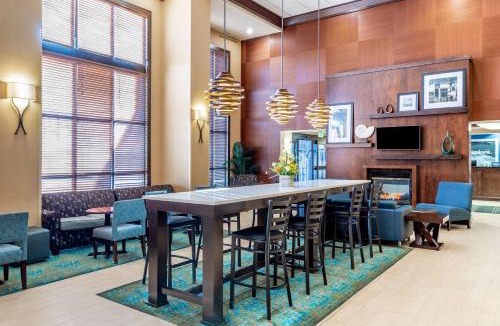 Laguna West-Lakeside Hotel | Hampton Inn & Suites Sacramento-Elk Grove Laguna I-5