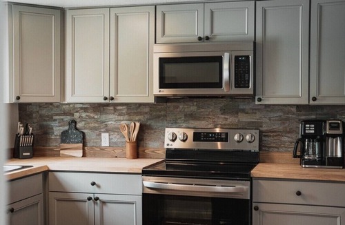 Twain Harte Cabin | Harte Of The Pines Pet Friendly Walk to Downtown
