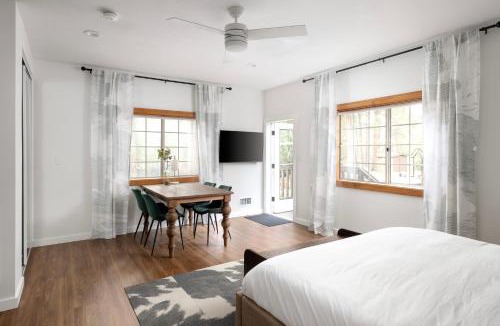 Idyllwild Bed & Breakfast | Harvey House
