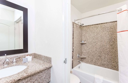 Victorville Hotel | Hawthorn Suites by Wyndham Victorville