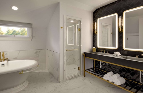 South San Jose Hotel | Hayes Mansion, San Jose - Curio Collection by Hilton